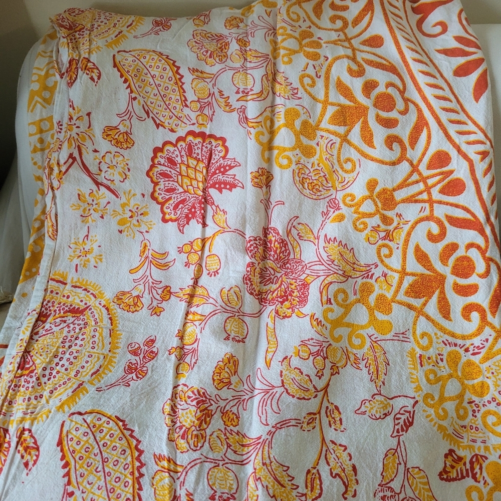 Floral Pattern Large Cotton India Tablecloth 85x85